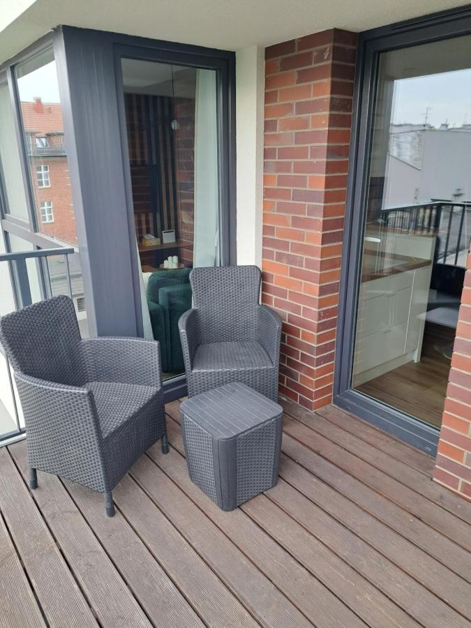 Apartament Krolowej Bony- Z Garazem Centrum Gliwic กลีวิตเซ ภายนอก รูปภาพ
